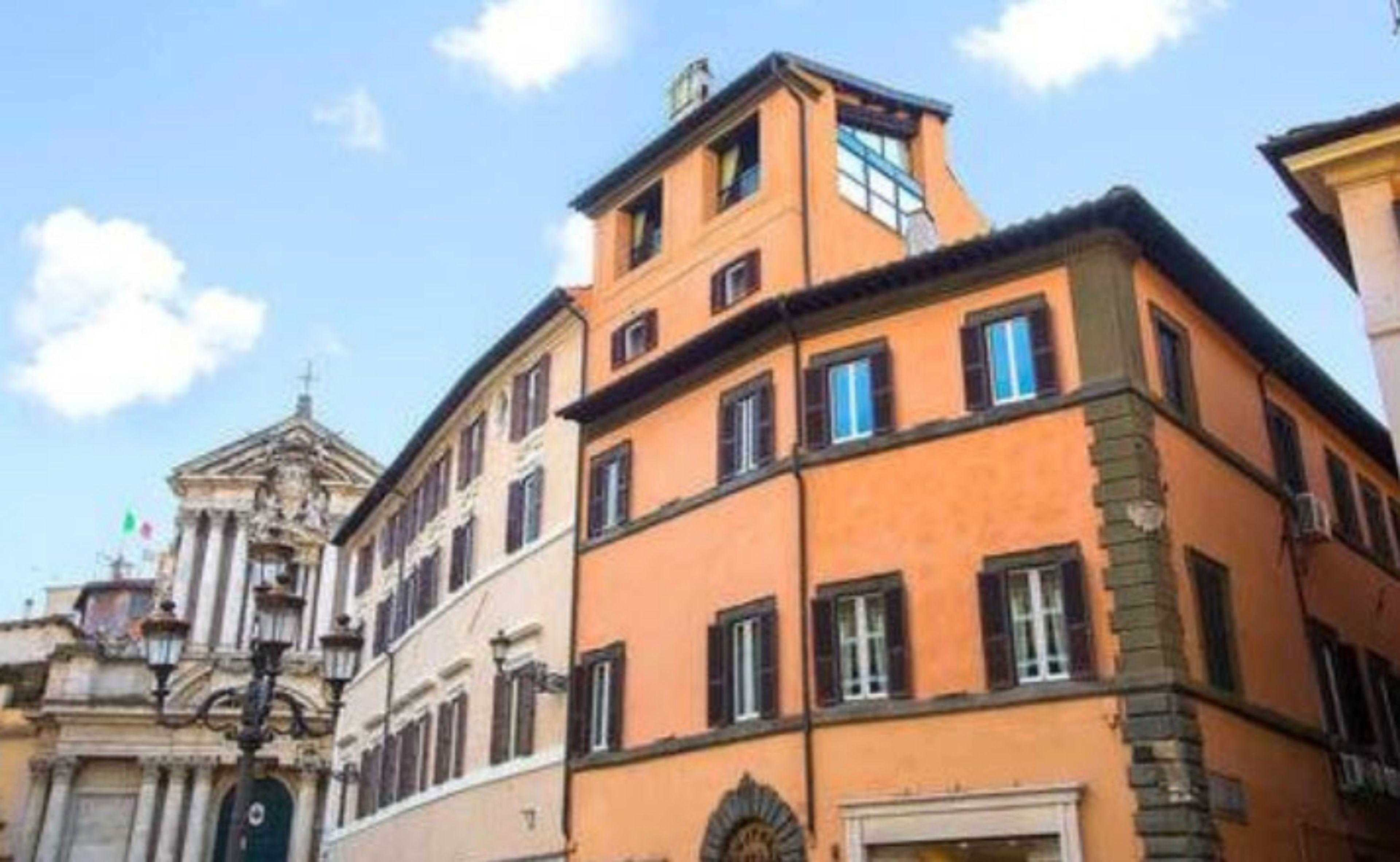 Hotel Fontana — Fotók 1